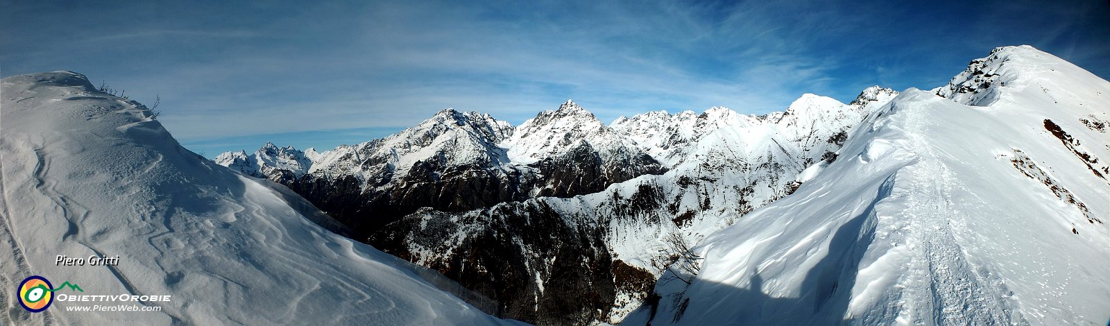 49 e via si sale con vista sui Giganti orobici....jpg